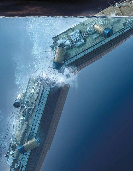 Titanic Splits Into Two Sections Titanic Sinking Rms Titanic Titanic Ship