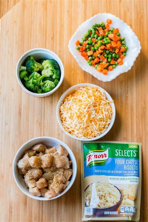 Chicken broccoli rice casserole is a hearty creamy favorite with lots of wholesome ingredients and a cheesy breadcrumb topping that'll make grandma smile! Cheesy Chicken and Rice Casserole - Oh Sweet Basil