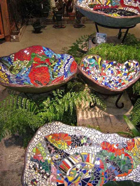 Maybe you would like to learn more about one of these? 28 Stunning Mosaic Projects for Your Garden | Architecture ...