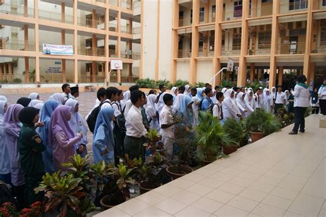 Alhamdulillah sk puncak alam 2 telah dinobatkan dengan anugerah sekolah kluster kecemerlangan 2015. Sekolah Kebangsaan Puncak Alam 2 - Situs Contoh g