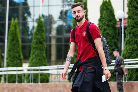 See what bruno fernandes (brunix_001) has discovered on pinterest, the world's biggest collection of ideas. Bruno Fernandes Tattoo / Manchester United Player Bruno ...