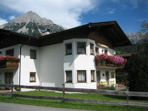(score from 109 reviews) real guests • real stays • real opinions. HAUS ALEXANDRA (Ellmau, Oostenrijk) - foto's, reviews en ...