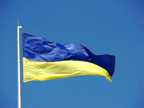 Кабінету міністрів україни, раді міністрів автономної республіки крим, обласним, київській та севастопольській міським державним адміністраціям за участю органів місцевого. День Державного Прапора України — Вікіпедія