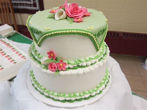 Jun 29, 2021 · representatives from the hmong american center, the group planning the festival, said the event will feature dancing and singing competitions, a hmong royalty pageant and sports matches as well as a night party on saturday, the inaugural day. Hmong inspired cake | Creative cakes, Hmong food, Cake designs