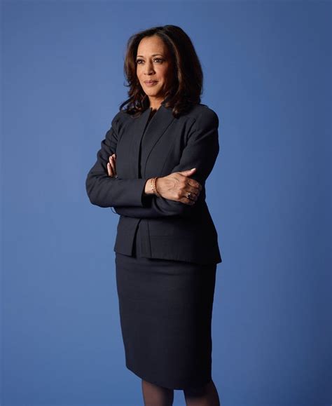 Kamala Harris A ‘top Cop In The Era Of Black Lives Matter The New