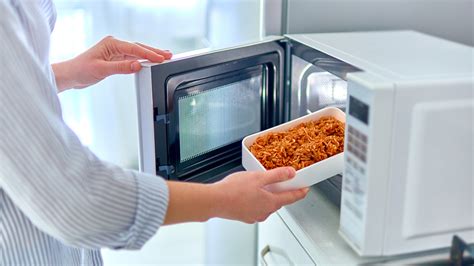 The Microwave Tip That Wont Leave Your Food With A Cold Middle