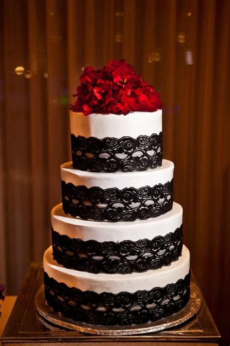 Pin By Heaven Swiney On Wedding Ideas Black Wedding Cakes Wedding