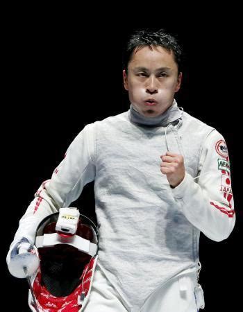 Yuki ota is a japanese foil fencer, gold medallist at the 2006 asian games, silver medallist at the 2008 summer olympics, team silver medall. フェンシング、太田が世界一/スポーツ/デイリースポーツ online