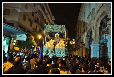 Es el estado habitual de muchas hermandades de sevilla, no solo la nuestra, que observan como el mundo del costal sigue al alza, con infinito número de nuevos jóvenes reclamando una oportunidad bajo las trabajaderas, pero más acentuado en algunas corporaciones, como las aguas. HERMANDAD DE LAS AGUAS LUNES SANTO SEMANA SANTA DE SEVILLA ...