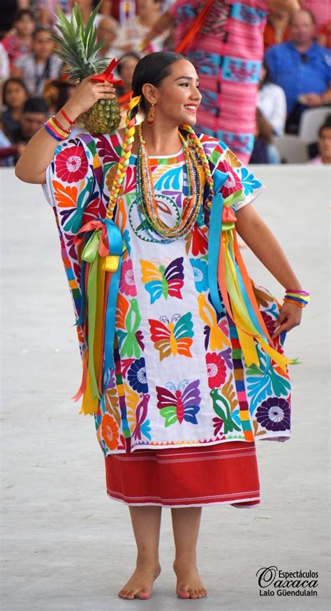 Pin By Guadalupe Quintero Andrade On Huipiles Mexico Dress Mexican Fashion Mexican Outfit
