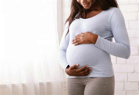 Kelebihan itu tercermin baik dari paras yang rupawan maupun dari pemikiran, kepribadian, dan perilaku yang tampak. 7 Ciri-ciri Hamil Anak Perempuan yang Banyak Dipercaya