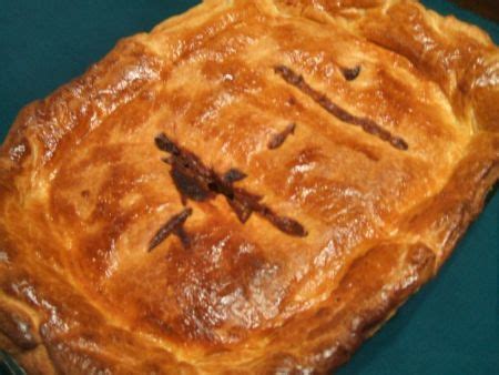 This recipe was created by trying to copy a steak pie made at the 'butt and ben' scottish bakery in pickering, ontario. The Classic Steak and Kidney Pie | Recipe | Food, Steak and kidney pie, Recipes