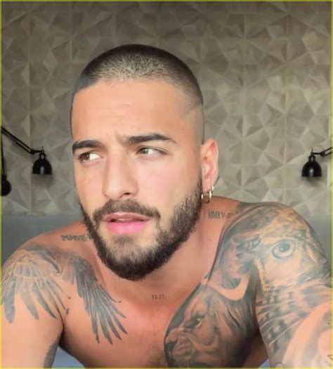 maluma dances shirtless to instinto natural in sexy video watch photo 4319156 shirtless