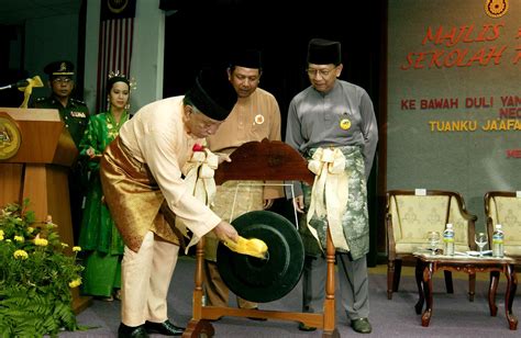 Sekolah menengah kebangsaan tuanku abdul rahman, gemas mengambil nama. HARI INI DALAM SEJARAH: MAJLIS PENGKISAHAN SEJARAH SEKOLAH ...