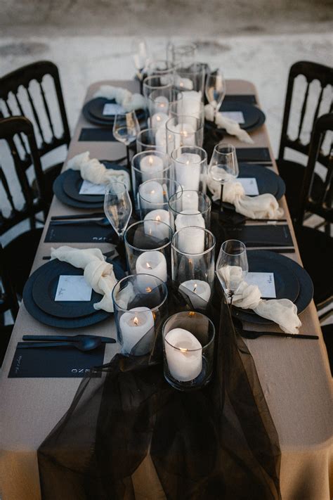 Black & White: Monochrome Minimalist Wedding Décor Ideas