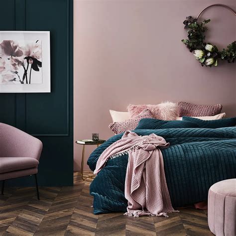 Best Two Colour Combination For Bedroom Walls 2020