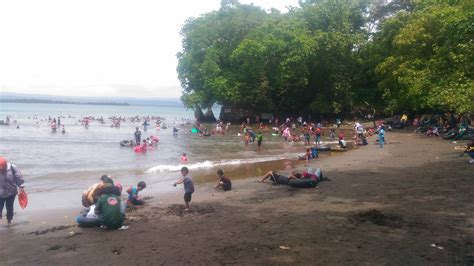 Pantai batu karas merupakan sebuah objek wisata pantai yang terletak di kabupaten pangandaran dengan jarak ± 34 km dari pangandaran, tepatnya di desa batu karas, kecamatan cijulang. Menikmati Keindahan Pantai Batu Karas Pangandaran | Ciungtips™