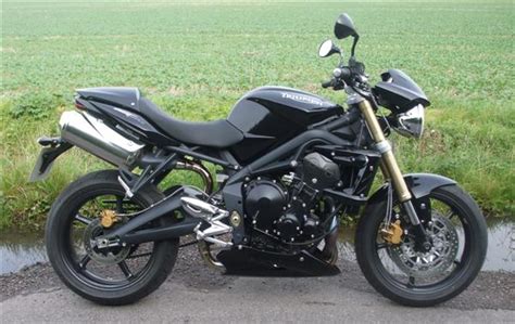 2010 triumph street triple r. Street Triple 675 (2010) | Dionysian Divagation (Steve's Blog)