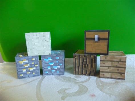 Apr 22, 2021 · it's a cliché, but diamonds might actually be one of your best friends in minecraft. Adventures in Minecraft: Papercraft Minecraft!