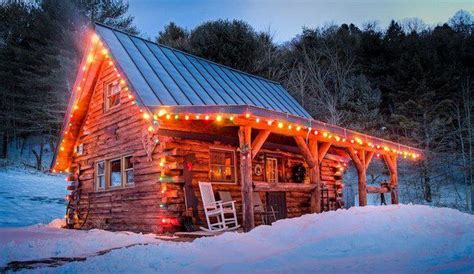 A Little Christmas Cabin In The Woods Is All We Need 27 Photos