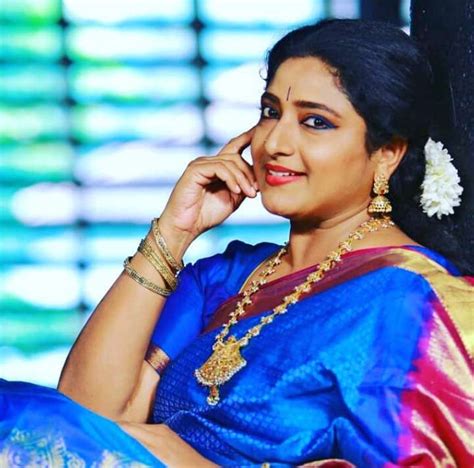 Serial Actress Praveena Wiki Biography Net Worth Images Labuwiki