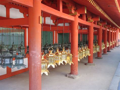 Encuentra tradicional japones de segunda mano desde $ 1.000. Japó, tradició i modernitat sota els cirerers en flor ...