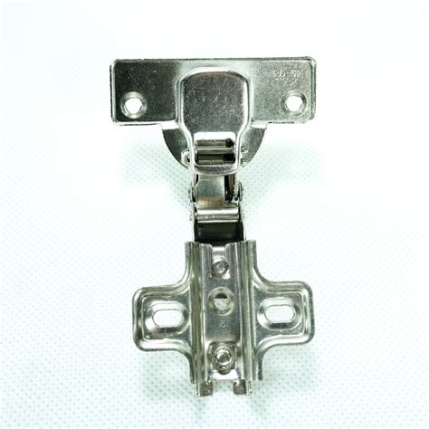 Engsel sendok bisa disetting naik turun dan maju mundur untuk fitting pintu dengan framenya. Cara Pasang Engsel Sendok Sudut - Besar