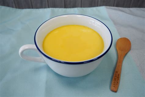 Tong sui are a cantonese specialty and many varieties are rarely found in other regional cuisines of china. 【中式甜品】簡單15分鐘就整到潤燥甜品! 滑捋捋冰花燉蛋 | U Food 香港餐廳及飲食資訊優惠網站