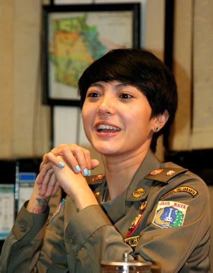 Diketahui foto itu merupakan potret lawas iptu rita saat menempuh pendidikan di beijing. Foto Cantik Satpol PP Wanita Indonesia:ADA CARANYA