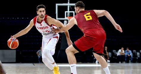 Kez avrupa basketbol şampiyonasında mücadele edecek. Türkiye Milli Basketbol Takımı, Galatasaray karşısında ...