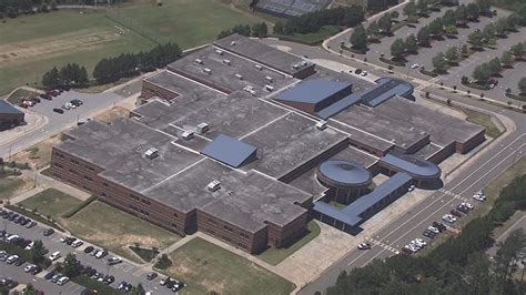 Archer High School Evacuated After Complaints Of Itchy Eyes Sore Throats