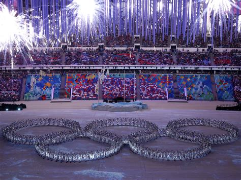Sochi 2014 Closing Ceremony Dancers Form The Olympic Rings During The Closing Ceremony Of The