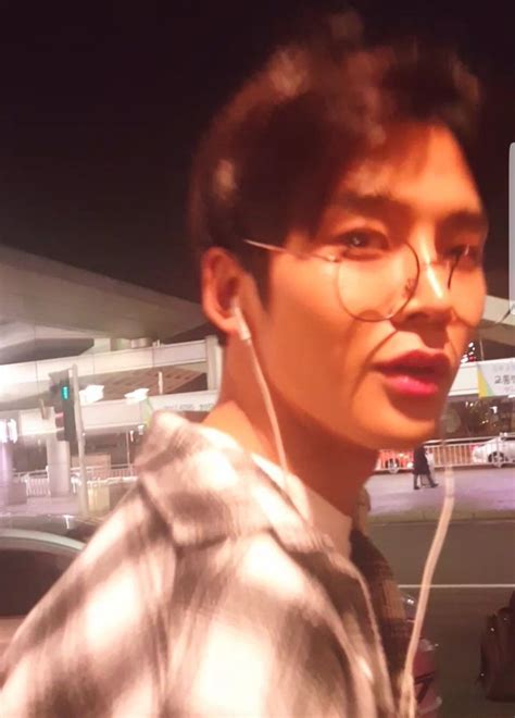 This sf9's visual member will play the role of lee shu. my favorite pic of him (again, the sHeEr boyfriend ...