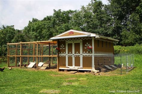 Natural Chicken Keeping: My Gingerbread House Chicken Coop - Another Upcycling Project