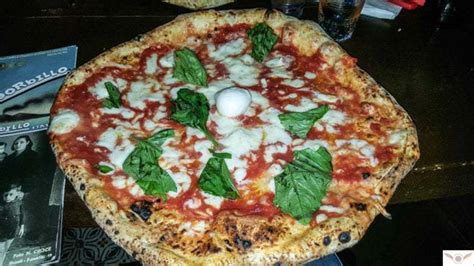 the best pizza in the world top 5 places in naples italy