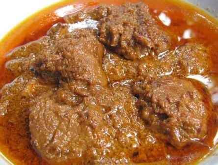 Resep rendang ayam dimasak dengan memakai rempah dan bumbu khas minang. DAGING RENDANG MINANG | NZ resepi World