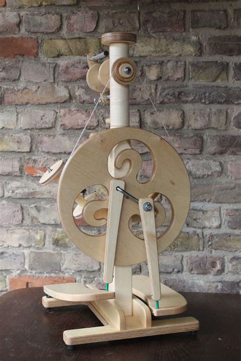 Nix wie los auf die suche bei zalando! Reise.Spinnrad ANNA- AHORN_ BIRKE BESTELLUNG - Walther ...