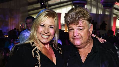 Heres What Dan And Laura Dotson From Storage Wars Are Doing Now