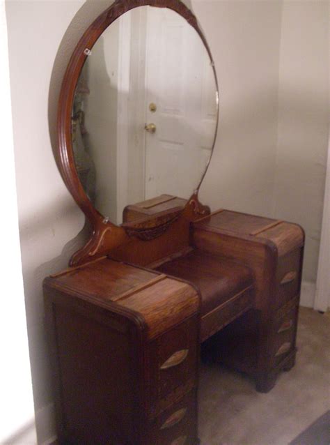 1940s Vanity Dresser With Mirror Home Design Ideas