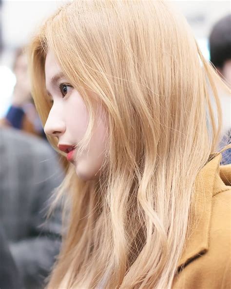 Sanas Side Profile 🙊 The Most Perfect Thing Ive Ever Seen In My Life