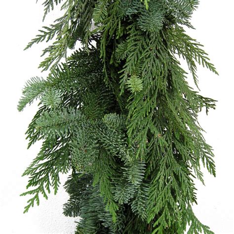 Fresh Christmas Garland 25 Fresh Garland For The Holidays From