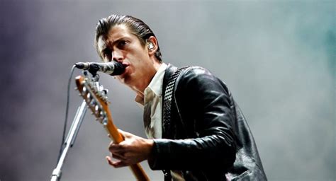 Alex Turner is an amazing songwriter, 10 of his best songs taking this ...