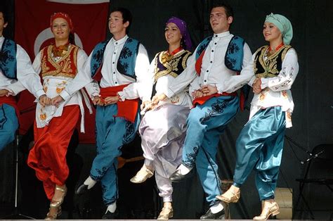 Fashion Traditional Dress Of Bosnia