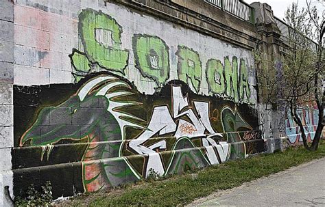 Atombombe news auf business insider. Corona-Kunst in Wien: Graffitis am Puls der Zeit ...
