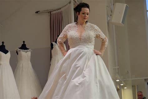 Günstig brautkleider online verkaufen,persunkleid bietet tolle billige hochzeitskleider 2015,und kleider für besondere anlässe an.kaufen sie sofort bei persun ein! Just Married Bayreuth 2020