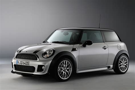 MINI Recalling Cooper S, John Cooper Works Models For Fire Risk