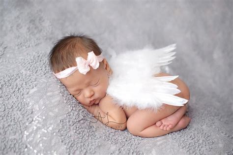 Newborn Angel Wings White Or Pink Etsy Newborn Baby Photoshoot