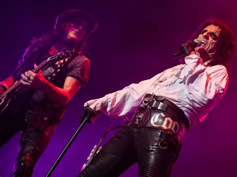 Alice Cooper Further Extends His 2020 Tour Into The Summer