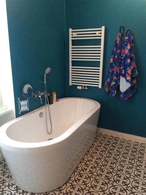 Eine frei stehende Badewanne ist etwas Besonderes! In ...