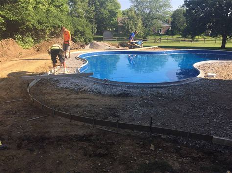 Aurora pool spa and billiards is east tennessee's largest display of spas and hot tubs. Swimming Pool Contractors Lexington Ky - SWIMMING POOL